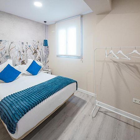 Hostal Plaza Boutique (Adults Only) Zaragoza Exterior photo
