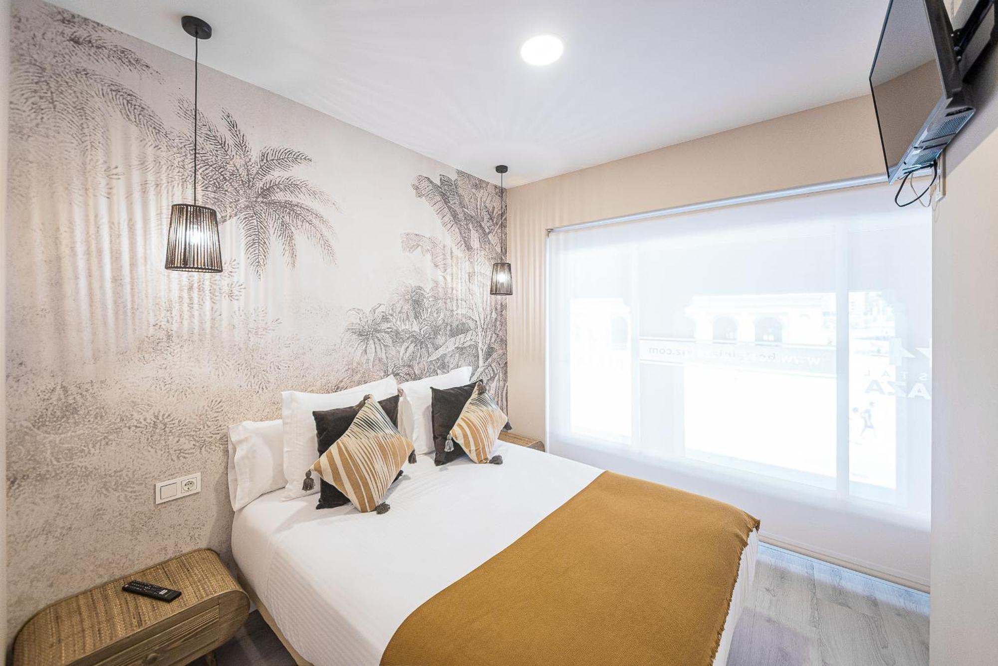 Hostal Plaza Boutique (Adults Only) Zaragoza Exterior photo